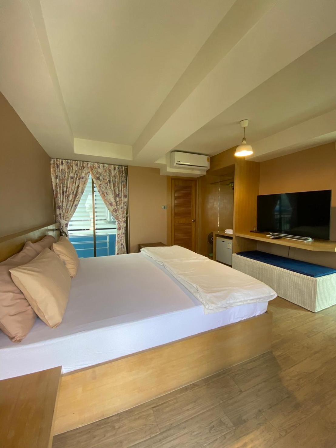 Huahin Place Guest House Extérieur photo