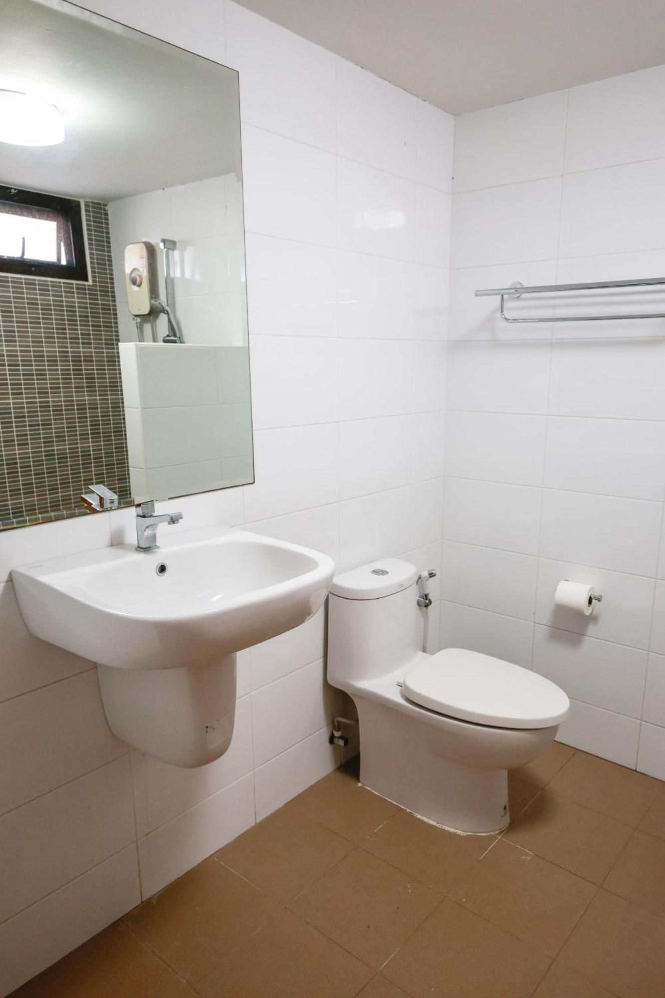 Huahin Place Guest House Extérieur photo
