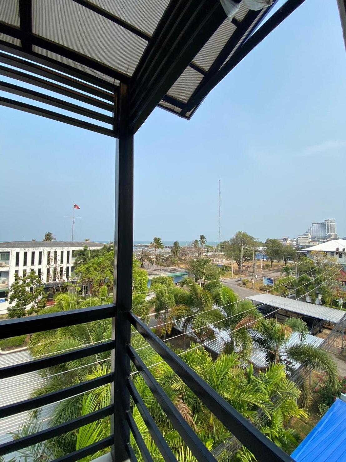 Huahin Place Guest House Extérieur photo