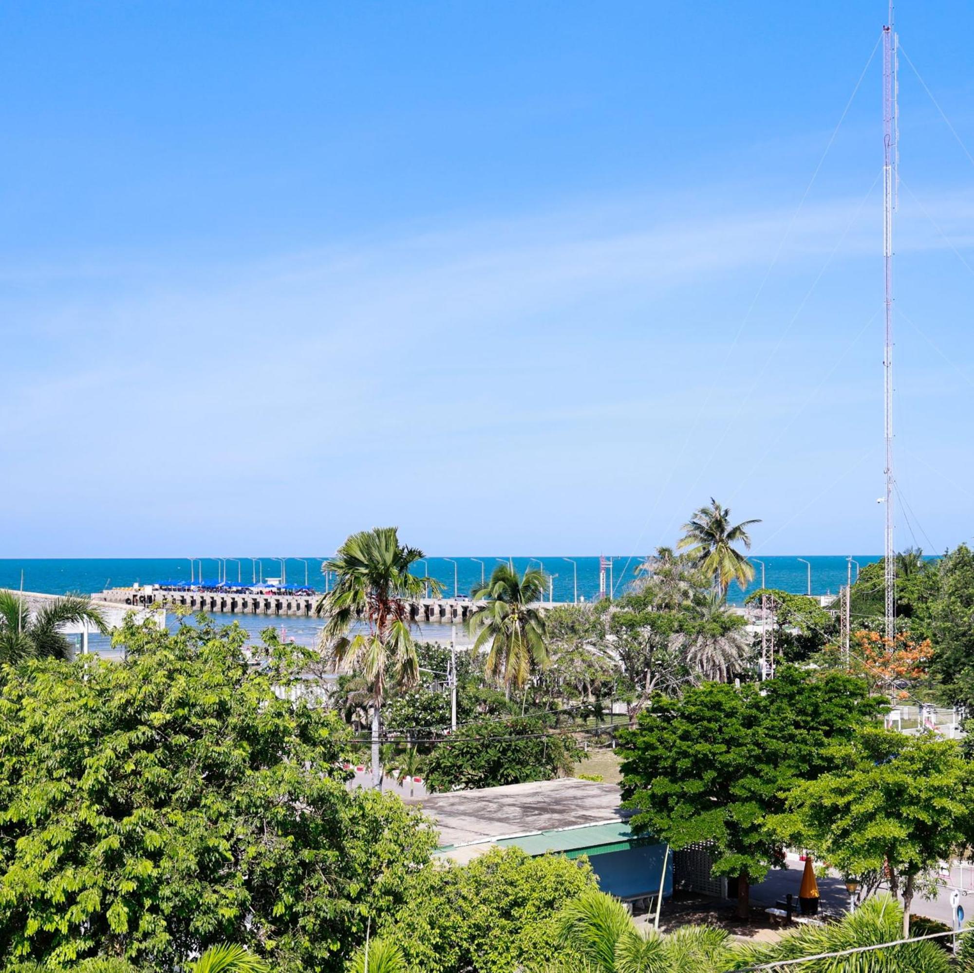 Huahin Place Guest House Extérieur photo